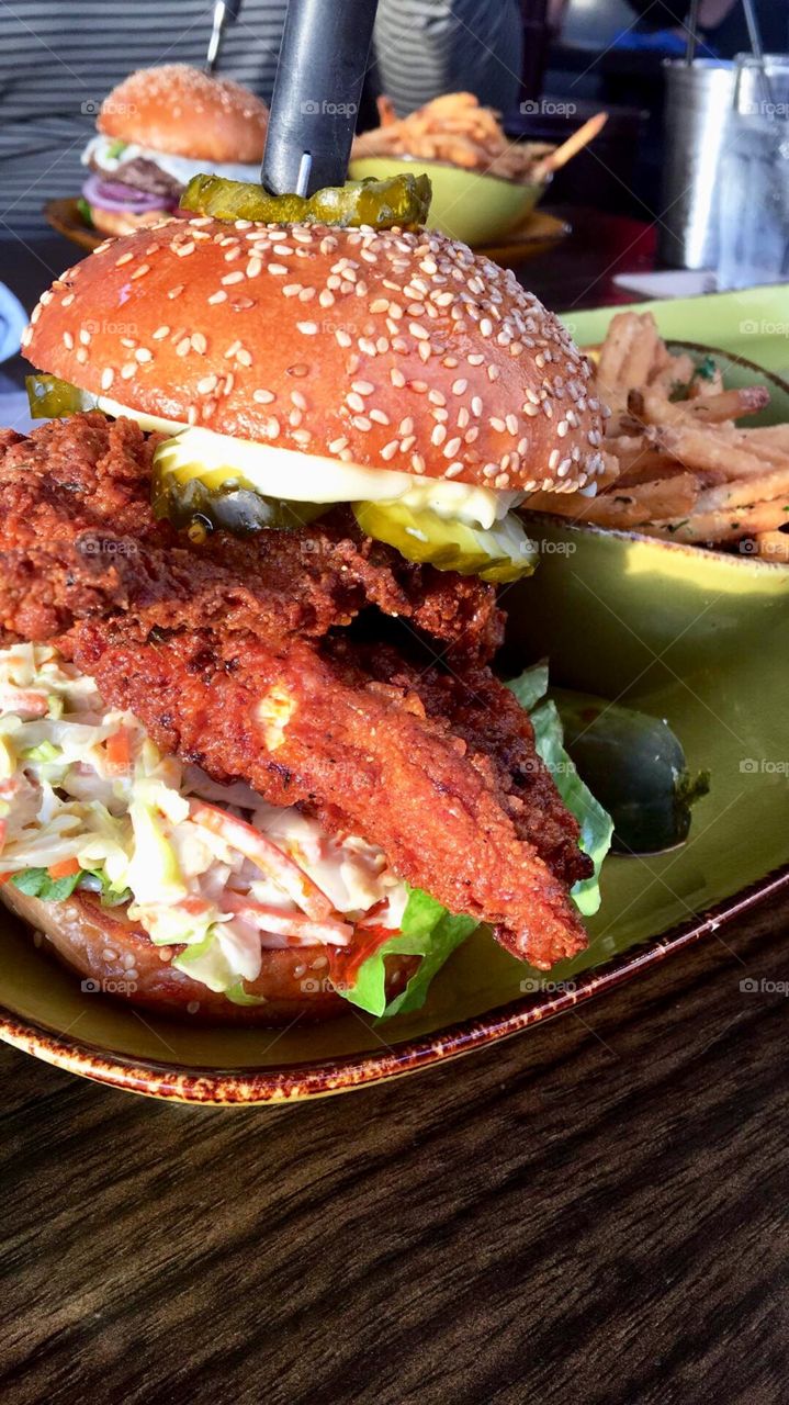 Spicy chicken sandwich 