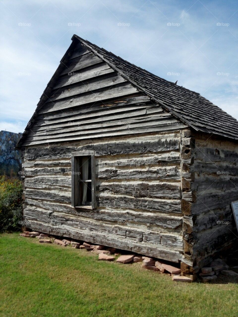 Side of cabin, built in 1892