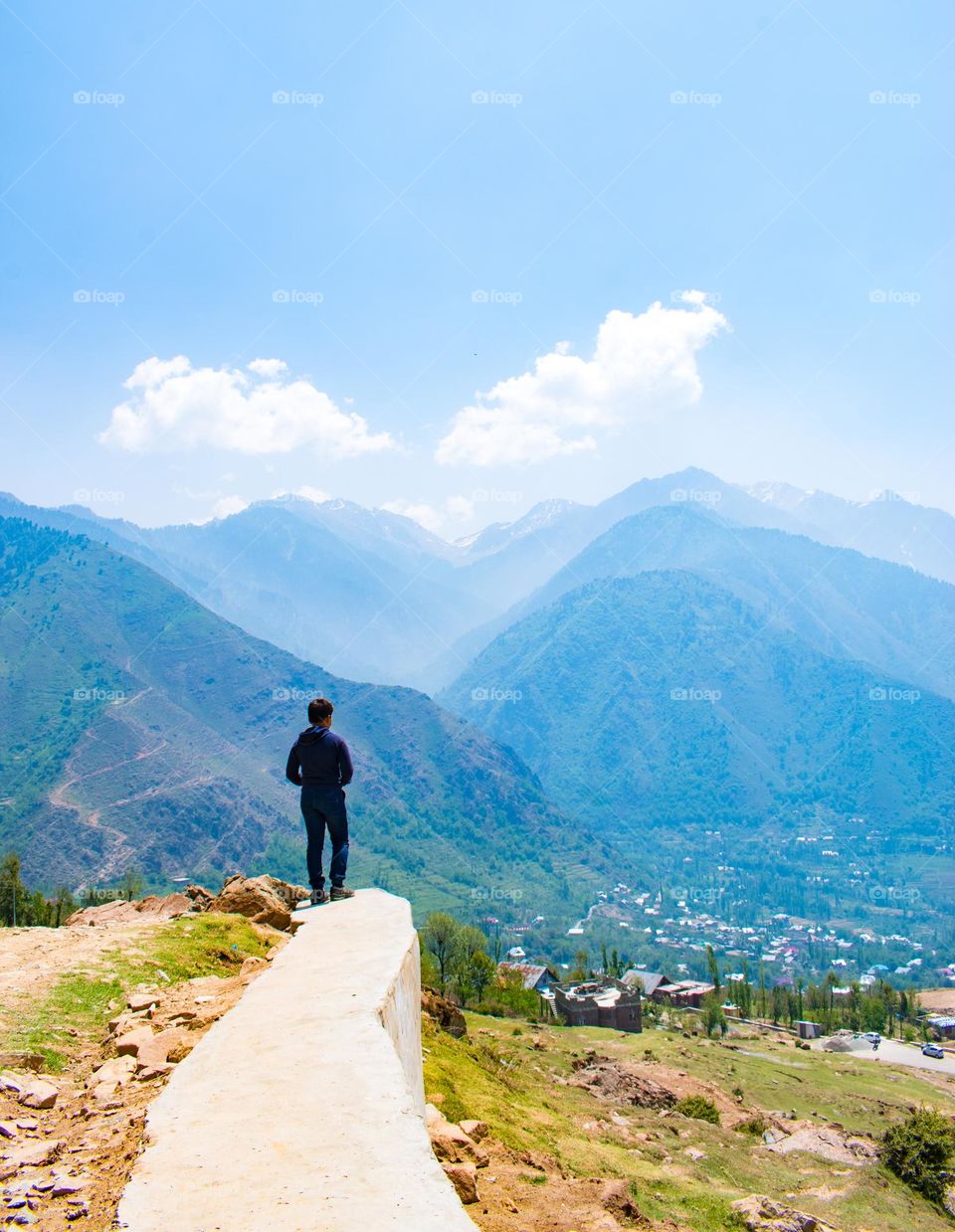 hike to the pretty view point