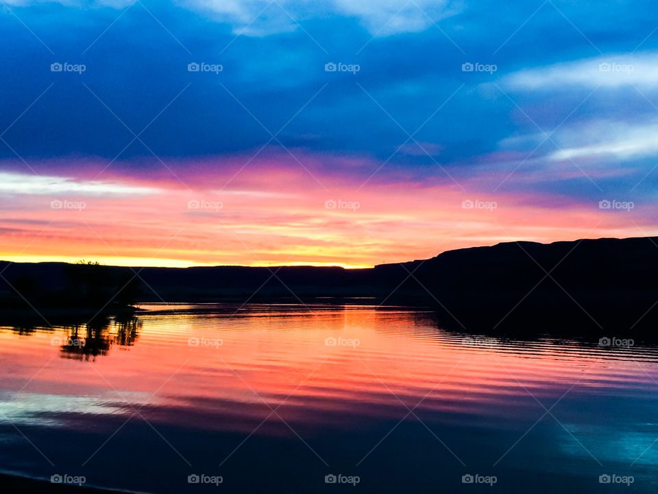 Sunset over banks lake 