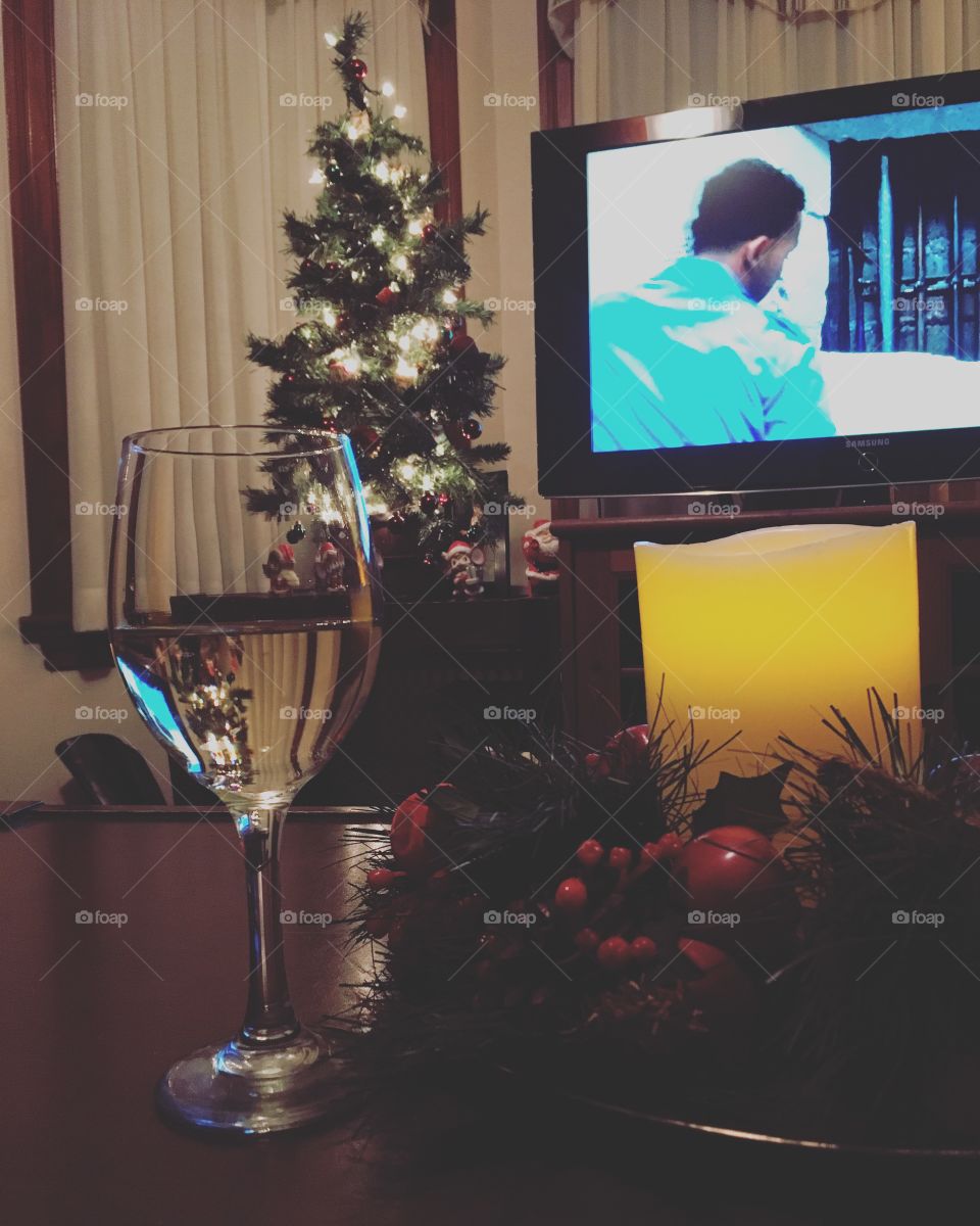 It's starting to look a lot like wine time!
