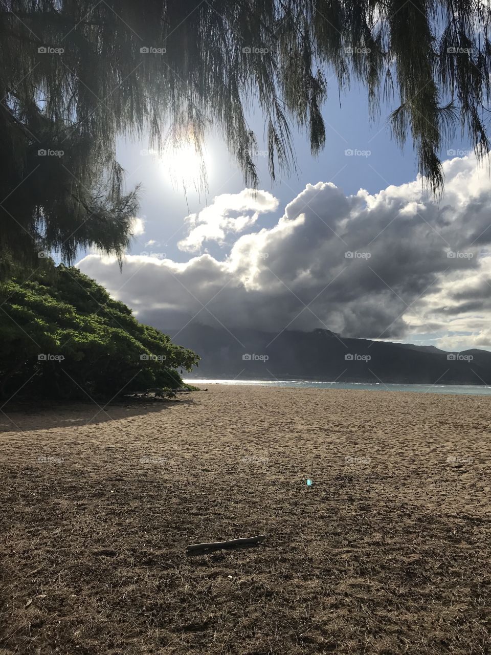 Sunshine on Maui beach
