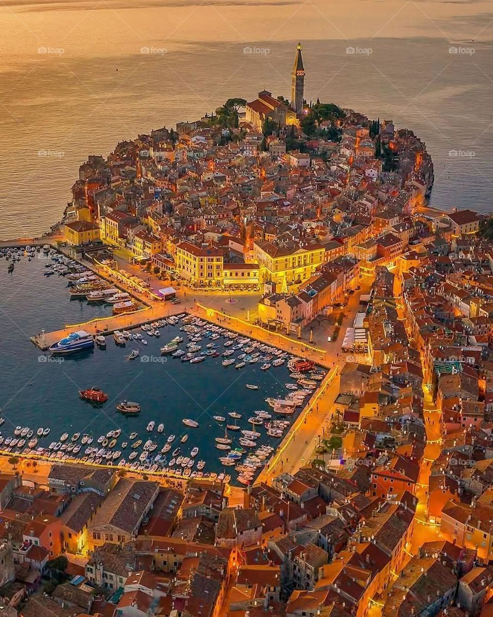 A stunning view of green mountains covered in fog in Yemen