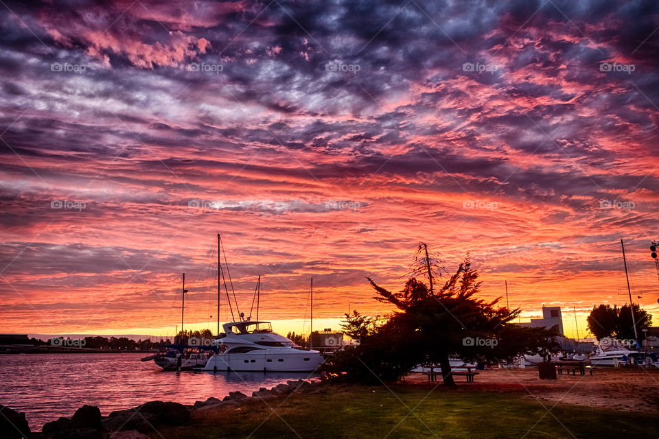 Magic Hour Sailing