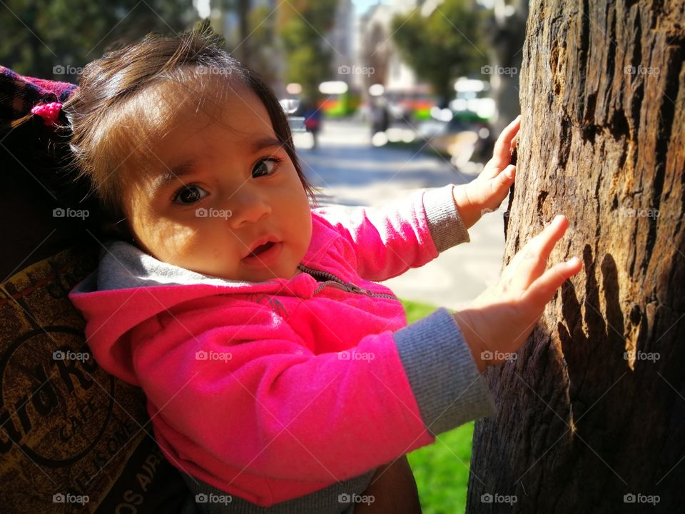 mi hija, en el parque