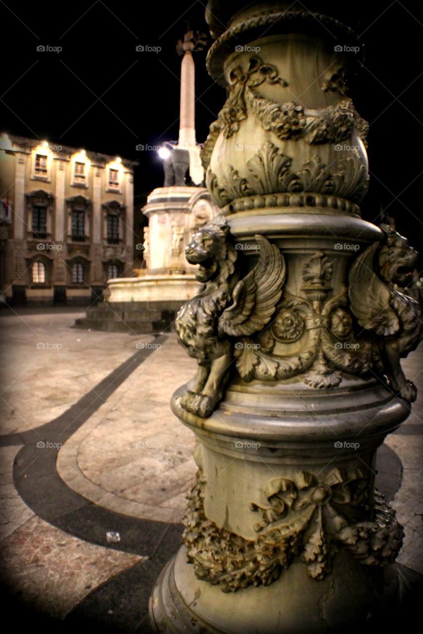 Dettaglio lampione - Duomo di Catania - Sicily