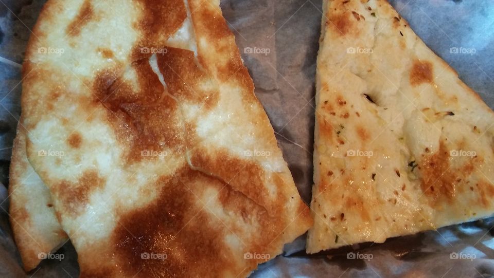 Plain Naan and Garlic Naan