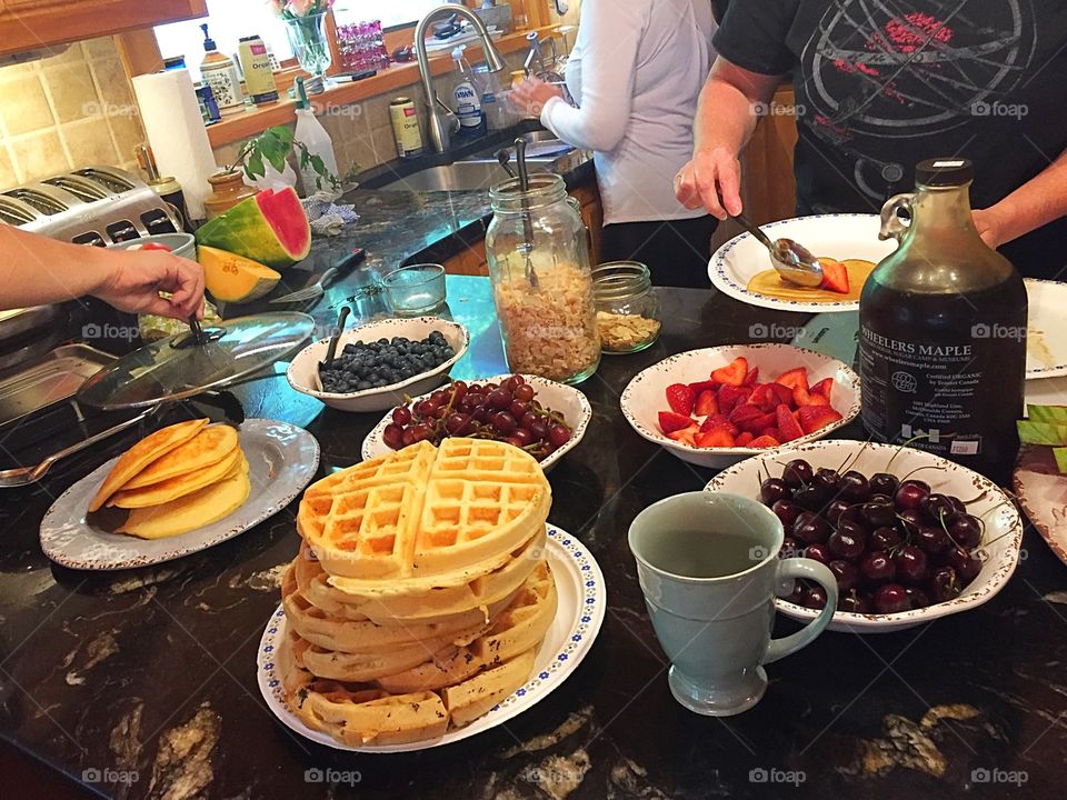 Preparing breakfast 