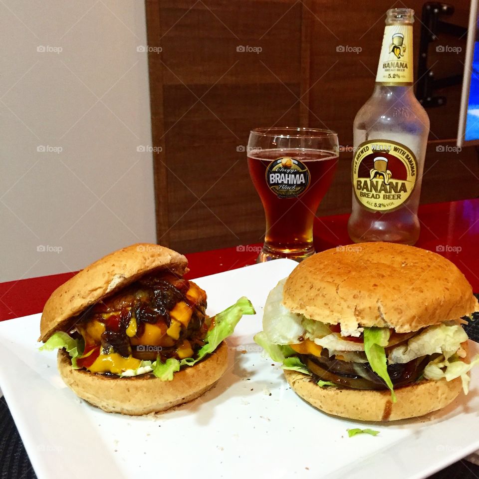 Burguer and beer