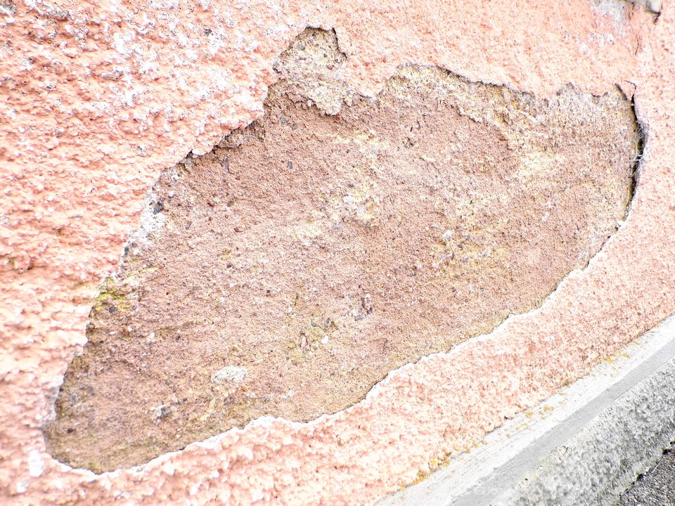 old mortar or wall membrane corrupt wait repair