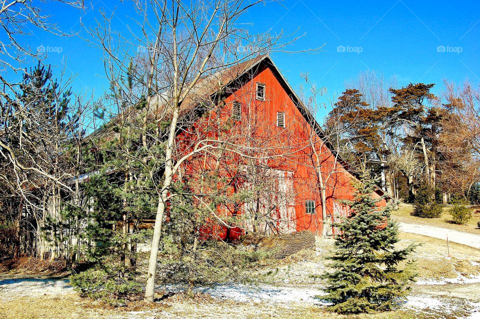 Old red Indiana barn 