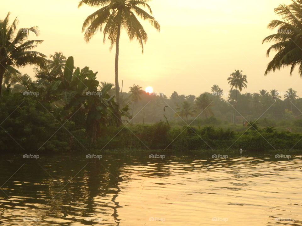 sunset on uthe backwaters
