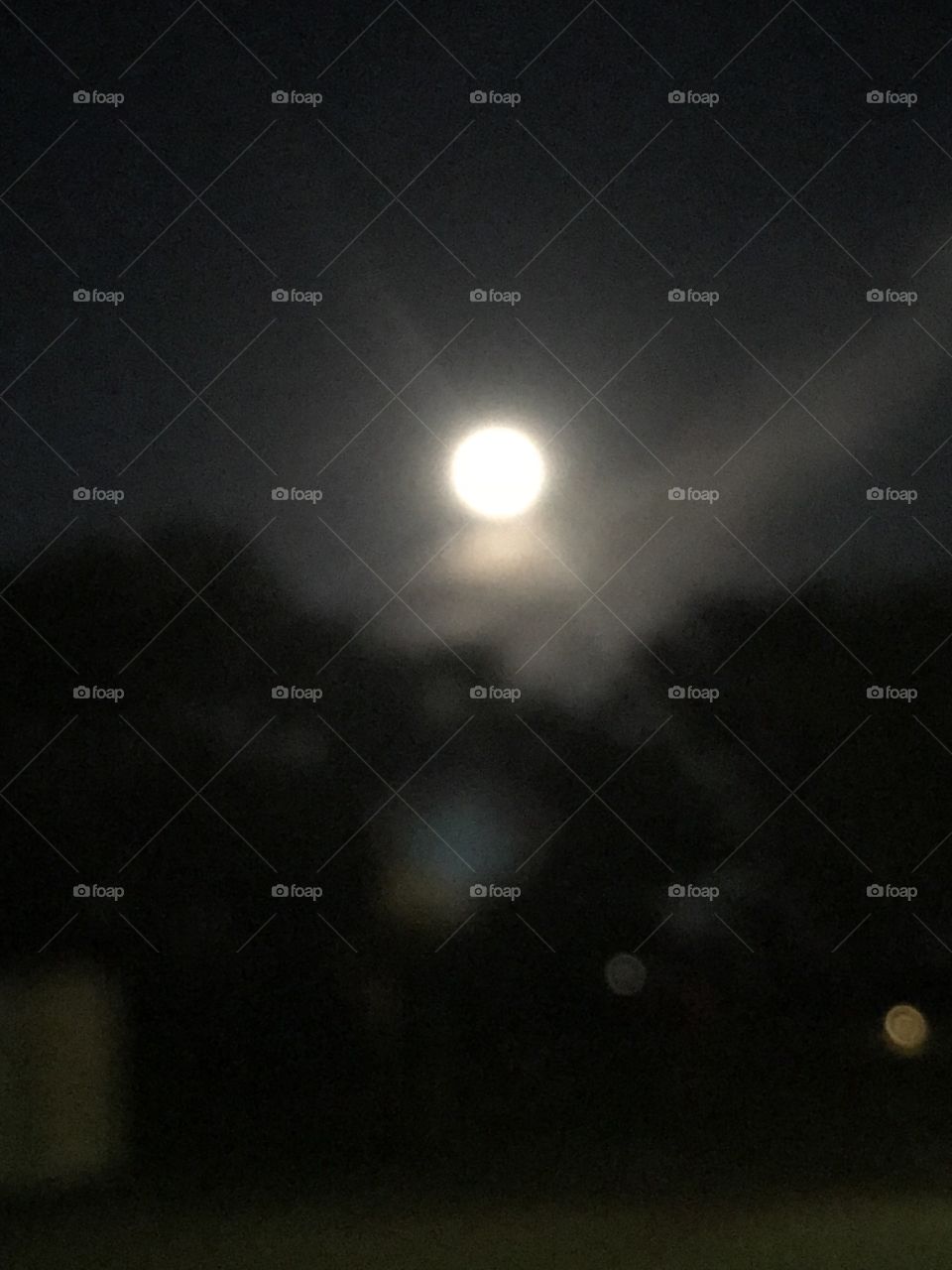 Bright blurry moon January 31 2018