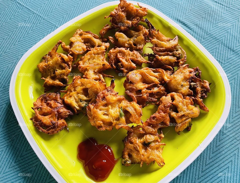 Spicy Onion pakoda