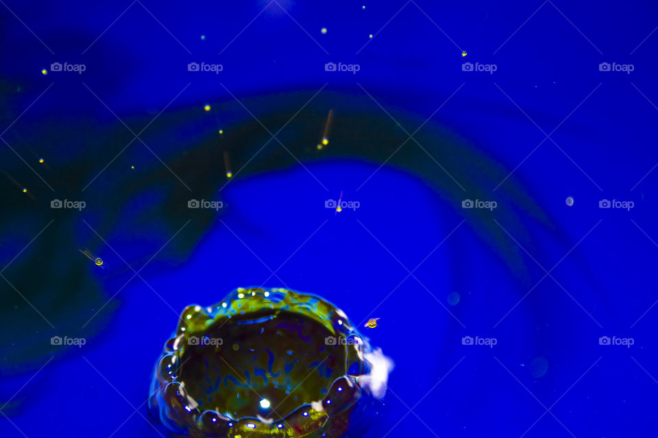 Water Drops- Blue back with green/yellow drop