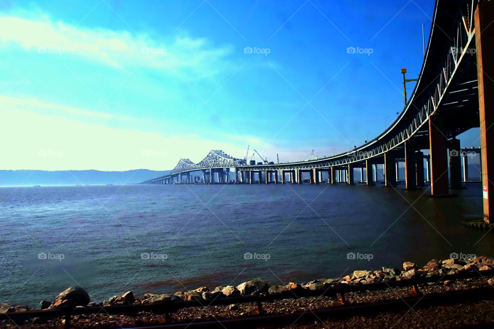 Bridge Tappen zee