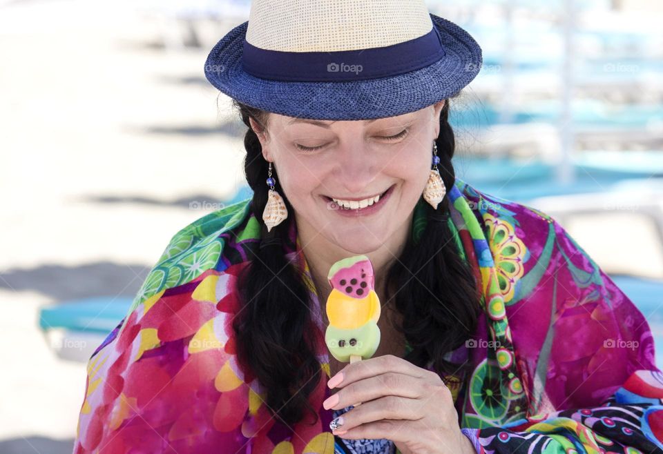 Colorful summer portrait of beautiful woman