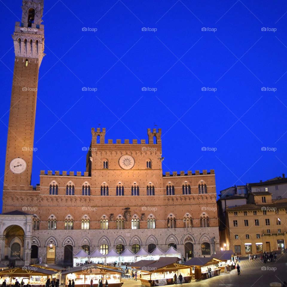 Siena i autumn....dont miss it...