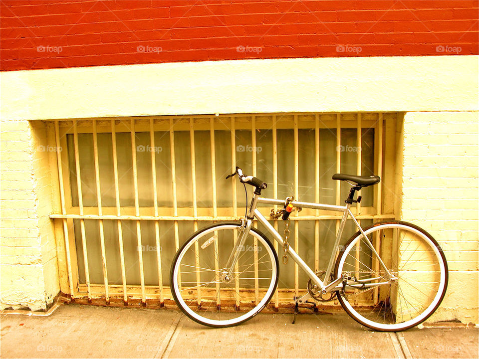 bicycle street city wall by javidog