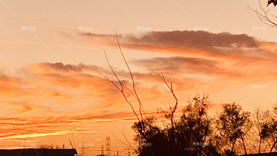 Leading up to Sunset Christmas Evening the Sky was inevitable to take a few good pics. 