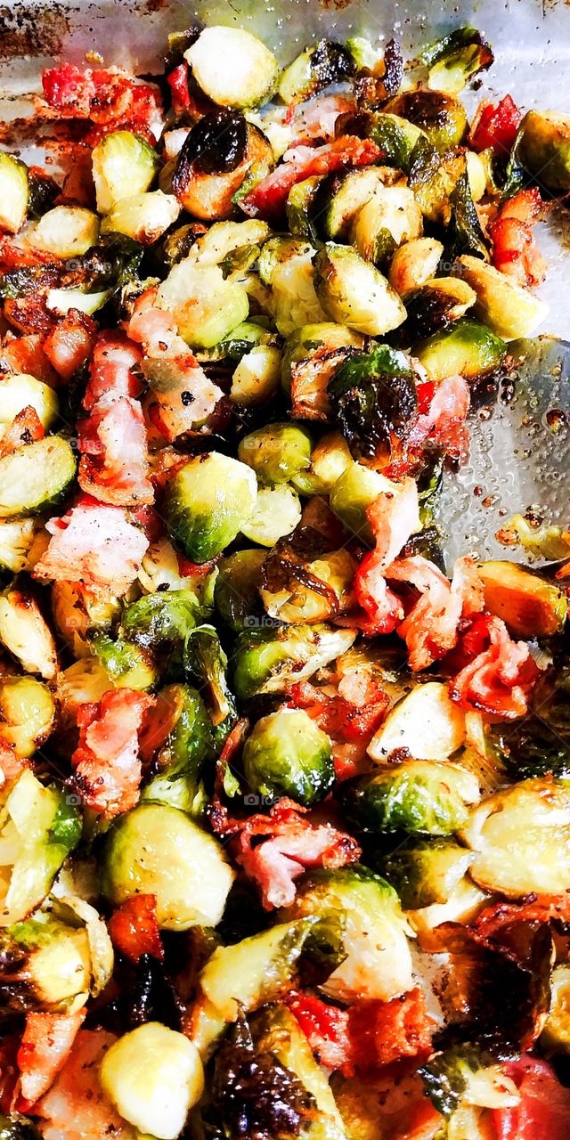 brussel sprouts roasted with bacon