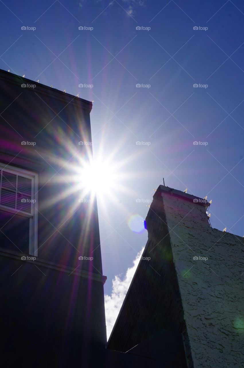 Buiding Walls with the sun