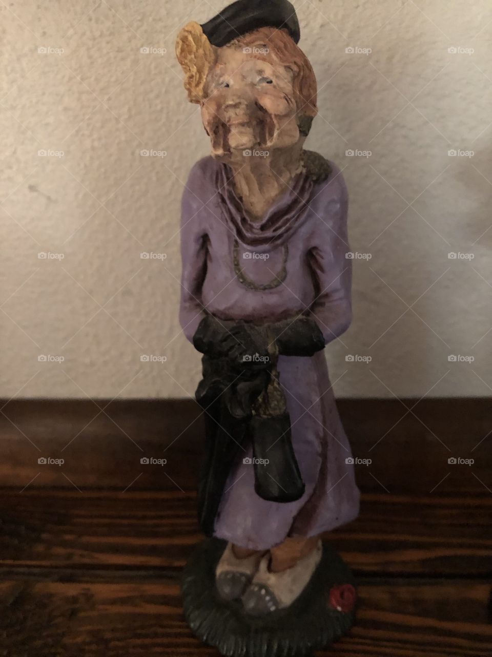Old lady statue