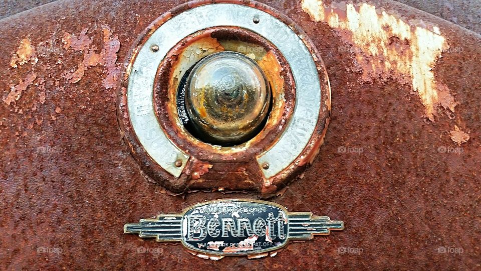 Bennett Gas Pump Emblem