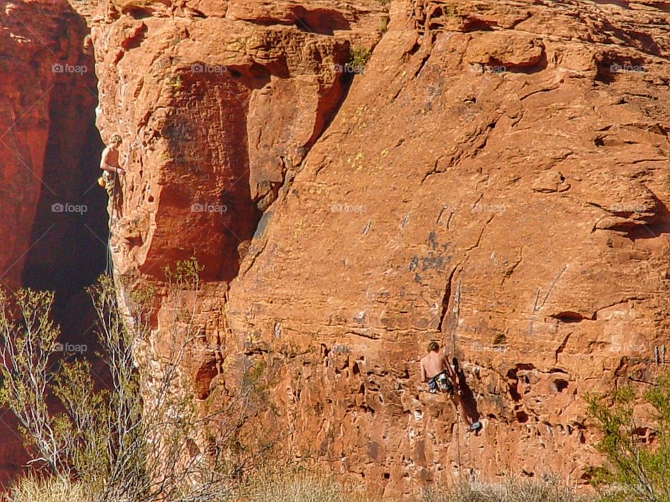 Cliff climbers