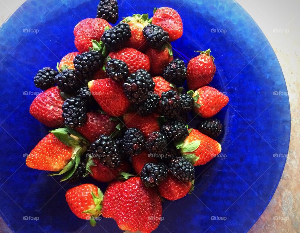 Colourful berries 