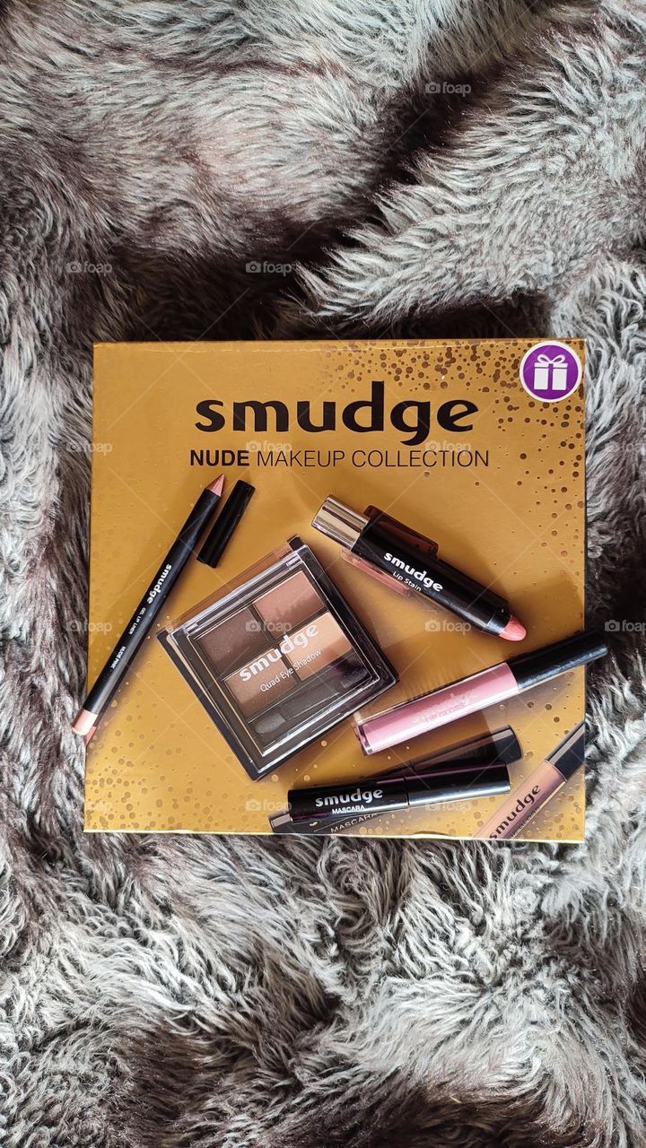 Smudge collection