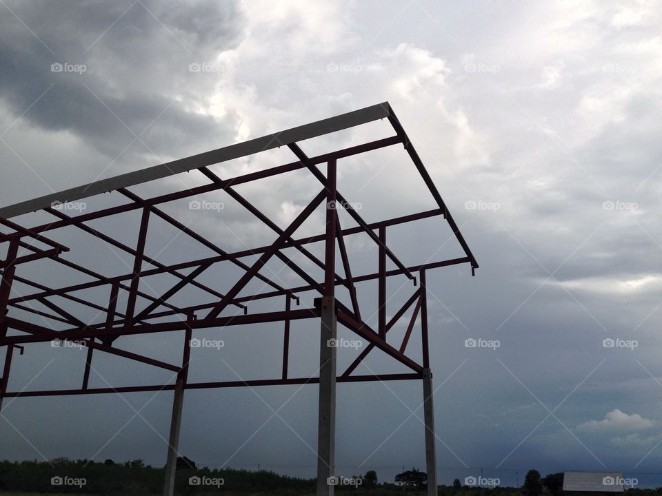 Steel frame work hard rain.