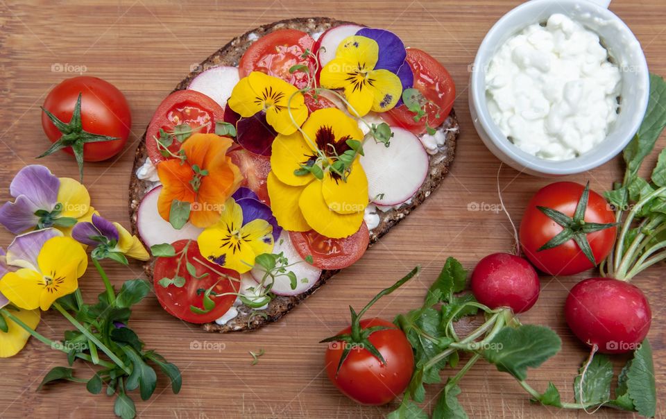 Healthy spring sandwiches 