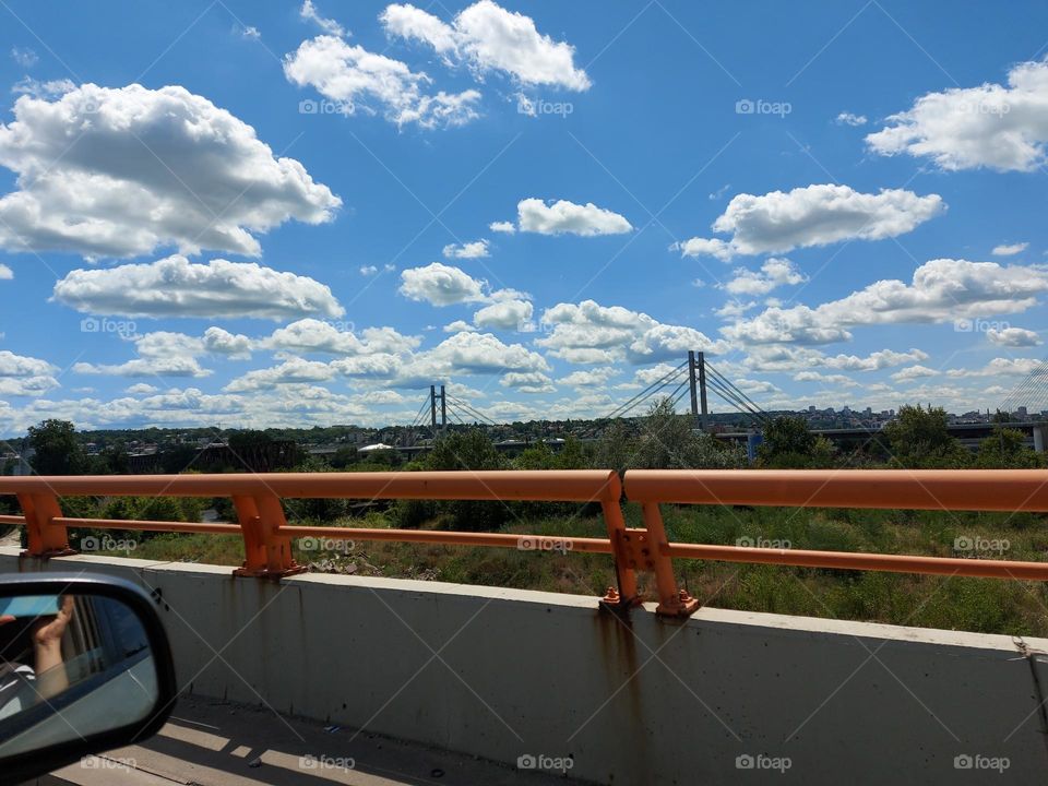 over the bridge

￼