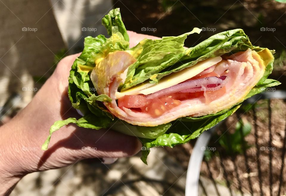 Close-Up lettuce wrap