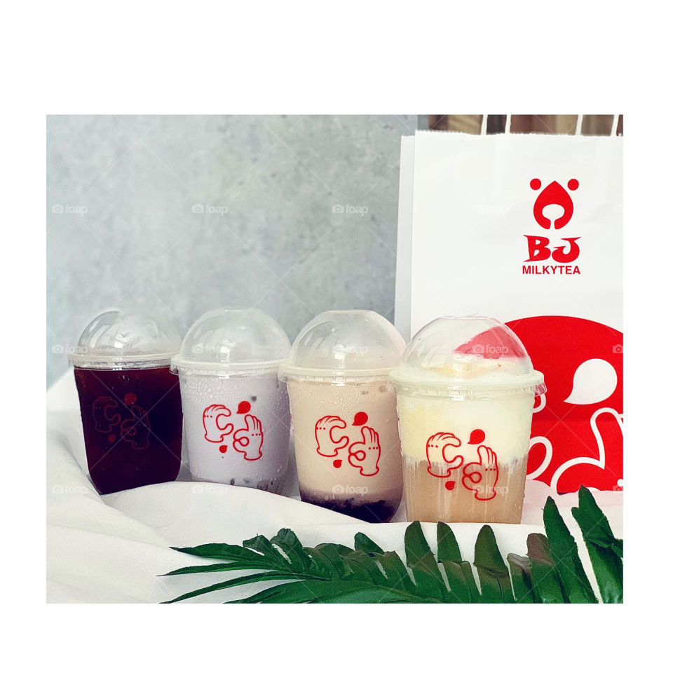 Bubble teas in 4 different flavours 