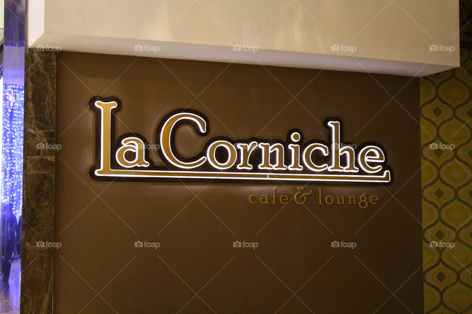 la corniche cafe lounge logo