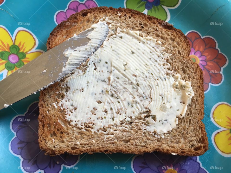 Cream cheese and toast 