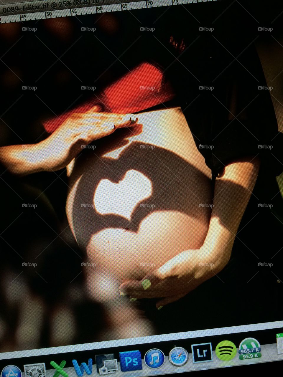 A heart shadow on a pregnant 