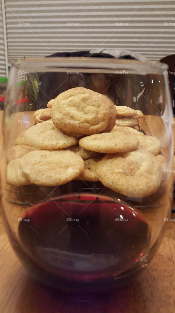 Snicker Doodle cookies and Wine