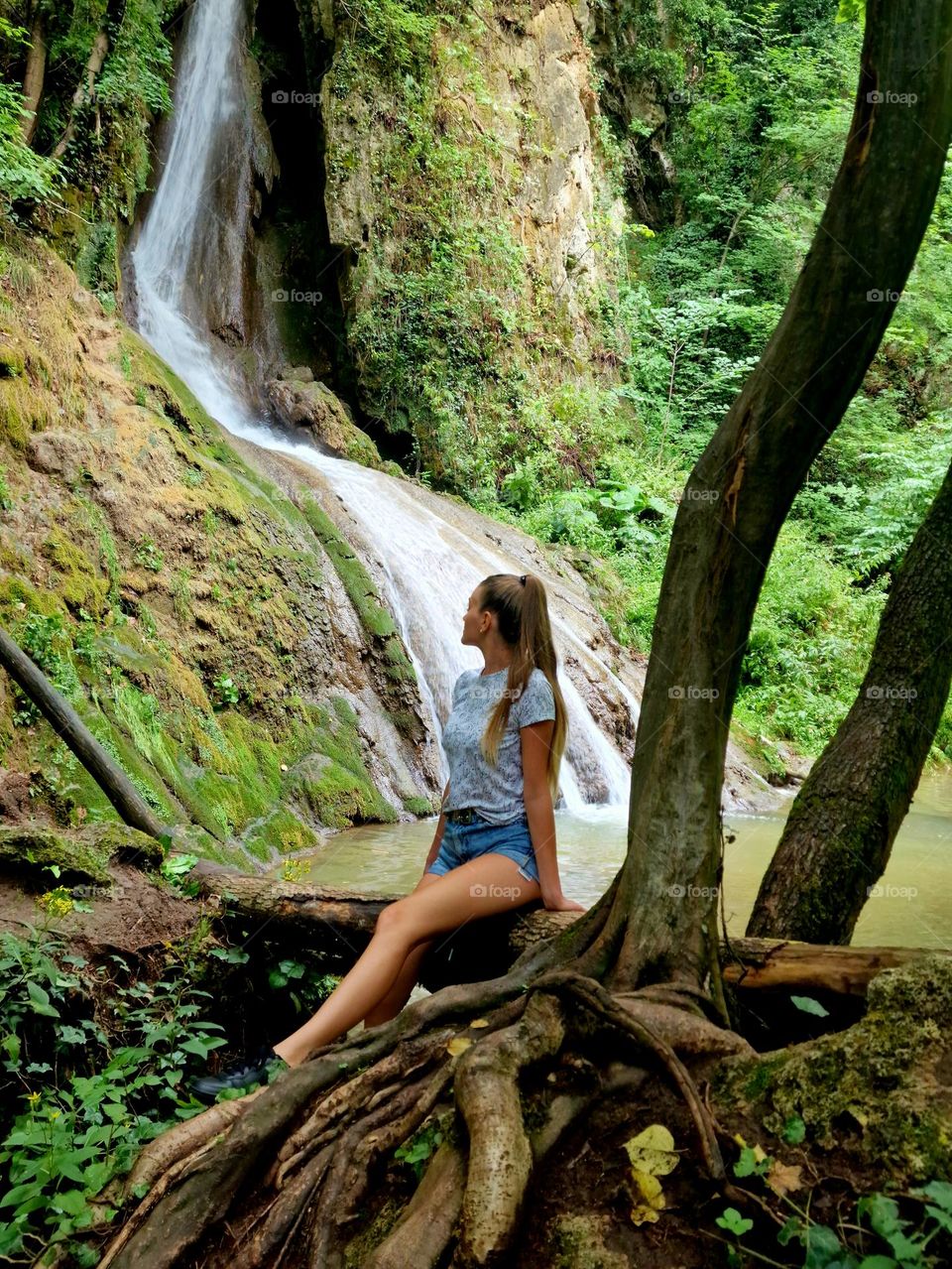 relaxing at the Buraul Mare waterfall