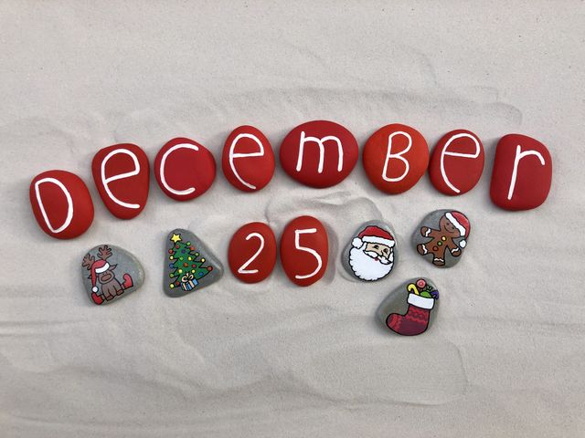 25 December, calendar date with colored stone for a Merry Christmas