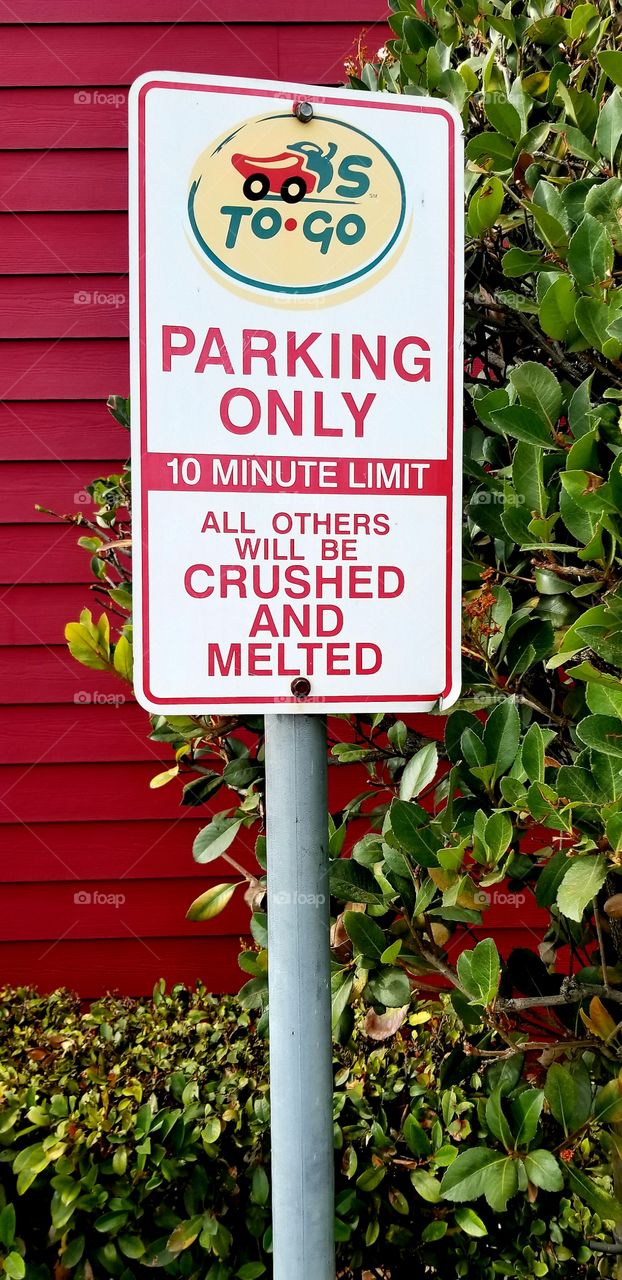 Funny Tow Sign