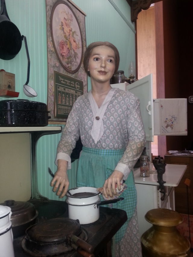 woman cooking