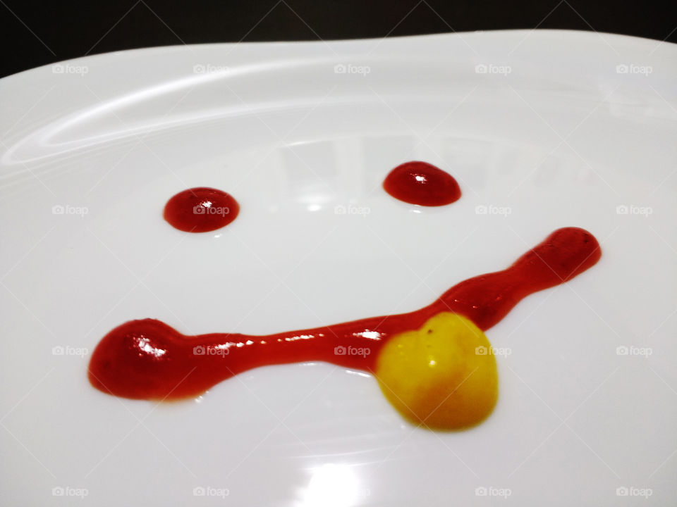 Dish, emotion, ketchup, mustard, emojin and food