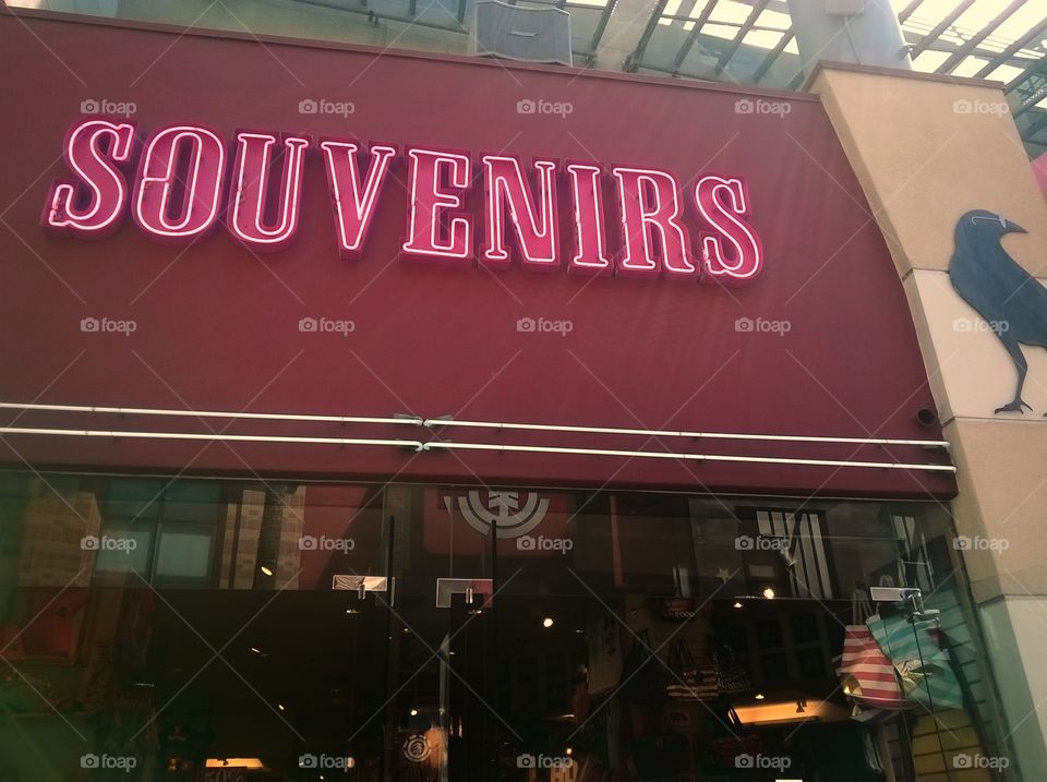 Souvenirs Shop