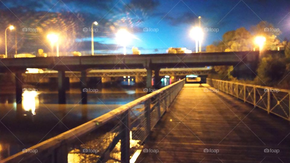 Pasarela hacia los 4 puentes