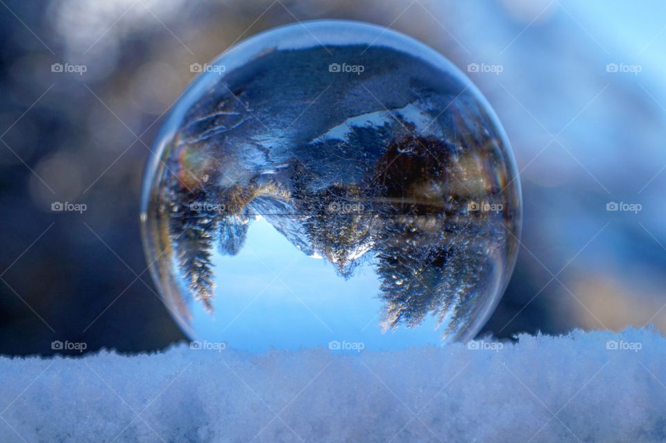 Lensball