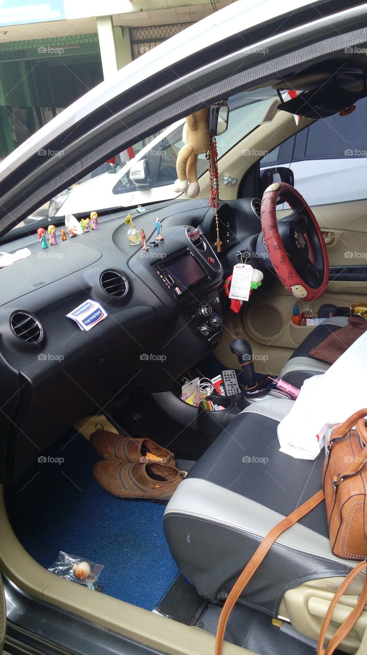 hansaplast available in the car