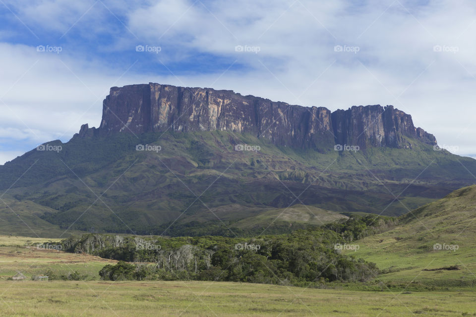 Kukenan Tepui in Venezuela, Canaima National Park.